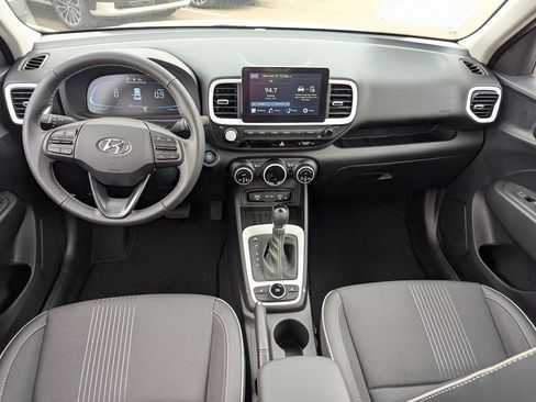 New 2026 Hyundai Venue SEL image 5