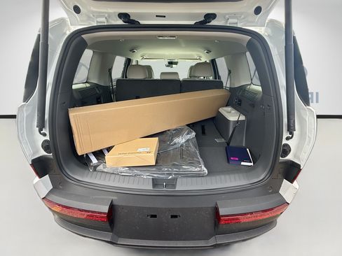 New 2026 Hyundai Santa Fe SEL FWD image 17