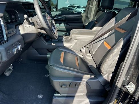 Used 2025 GMC Sierra 2500 AT4 w/ AT4 Premium Plus Package image 14