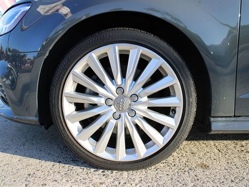 Used 2017 Audi A3 e-tron Premium Plus w/ Technology Package image 38