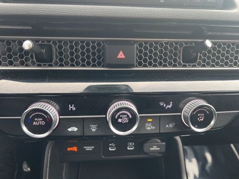 Used 2025 Honda Civic Sport image 11