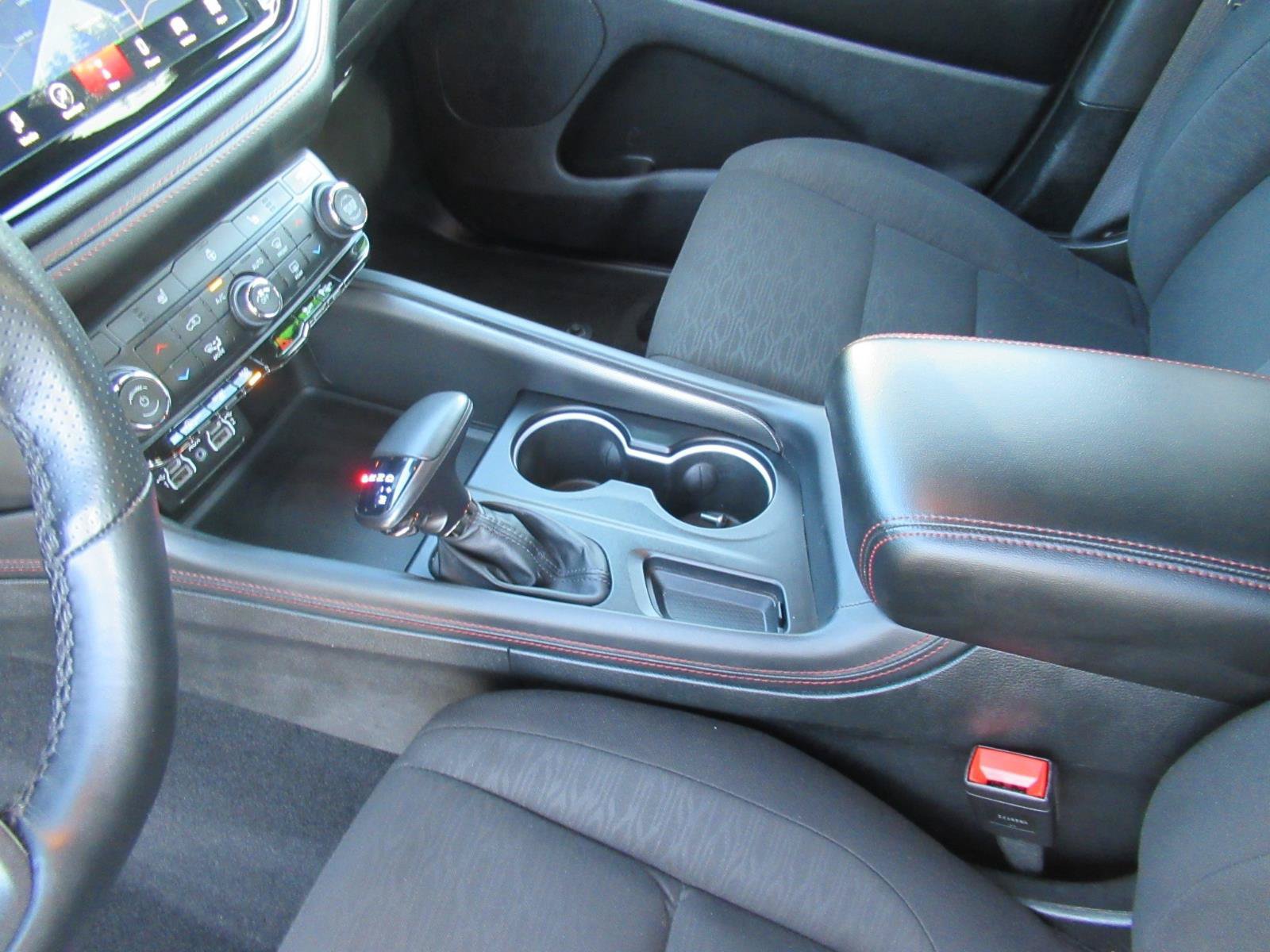 Certified 2025 Dodge Durango GT AWD/4WD image 16