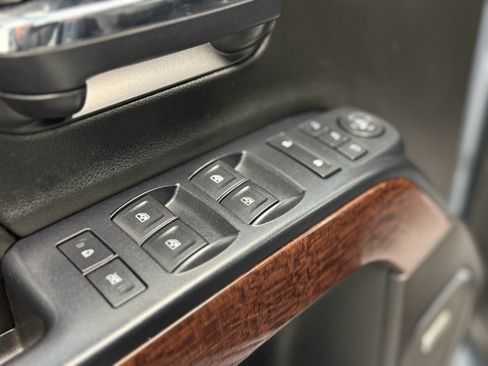 Used 2016 GMC Sierra 2500 SLT w/ Duramax Plus Package image 15