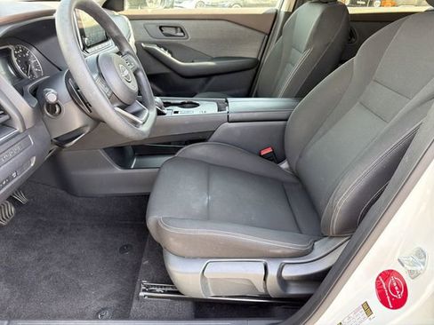 Used 2023 Nissan Rogue S image 21