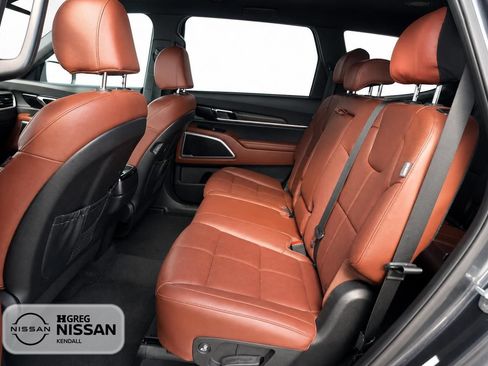 Used 2023 Kia Telluride EX FWD image 13