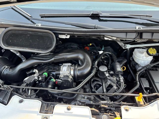 Used 2022 Ford Transit 250 Medium Roof RWD image 30