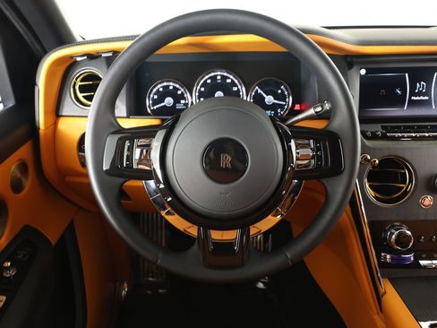 Certified 2022 Rolls-Royce Cullinan w/ Cullinan Package AWD/4WD image 12