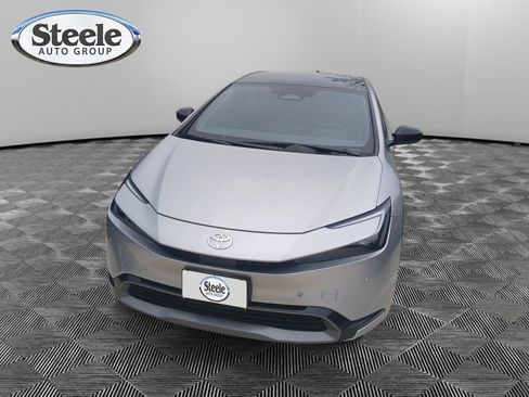 Used 2024 Toyota Prius XLE FWD image 14