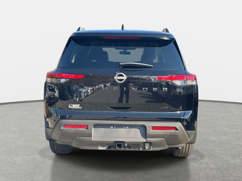 New 2025 Nissan Pathfinder SV w/ SV Premium Package image 6