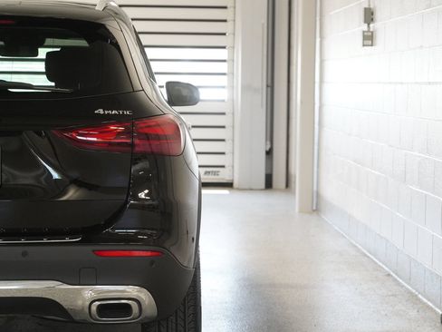 Certified 2026 Mercedes-Benz GLA 250 4MATIC image 10