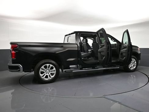 Certified 2023 Chevrolet Silverado 1500 LTZ w/ LTZ Premium Package AWD/4WD image 31