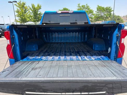 Used 2022 Chevrolet Silverado 1500 RST w/ Convenience Package II AWD/4WD image 8