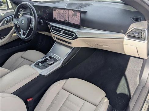 Certified 2024 BMW 430i xDrive Convertible w/ Premium Package image 21