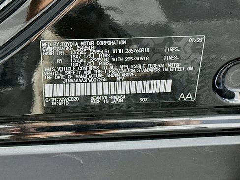 Used 2023 Toyota bZ4X FWD image 12