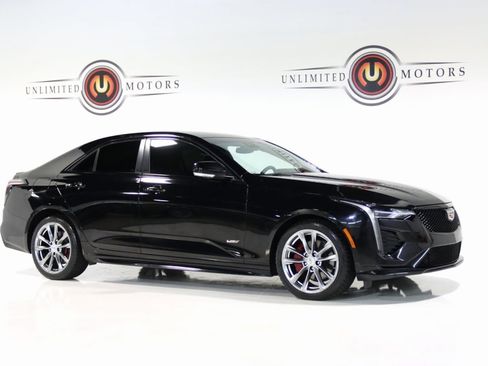 Used 2021 Cadillac CT4 V image 6