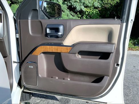Used 2018 GMC Sierra 1500 SLT AWD/4WD image 21