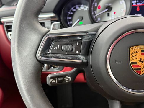 Used 2025 Porsche Macan S image 22