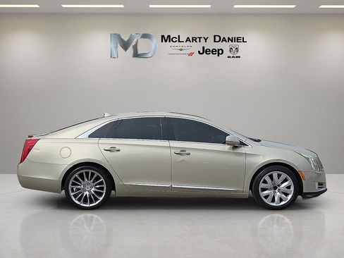 Used 2013 Cadillac XTS Platinum AWD/4WD image 6