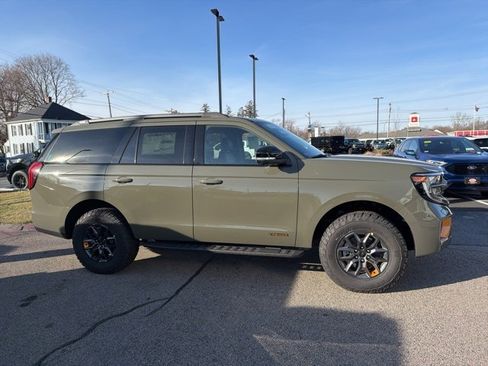 New 2025 Ford Expedition Tremor image 2