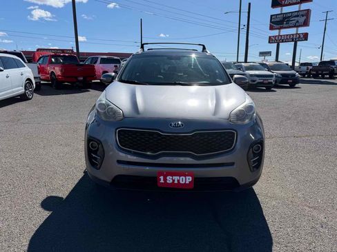 Used 2017 Kia Sportage EX w/ EX Premium Package FWD image 2