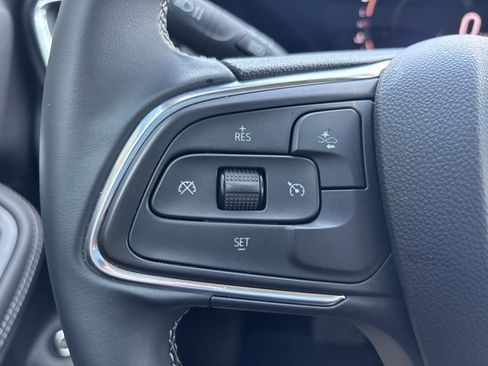 Used 2025 Buick Encore GX Preferred image 25