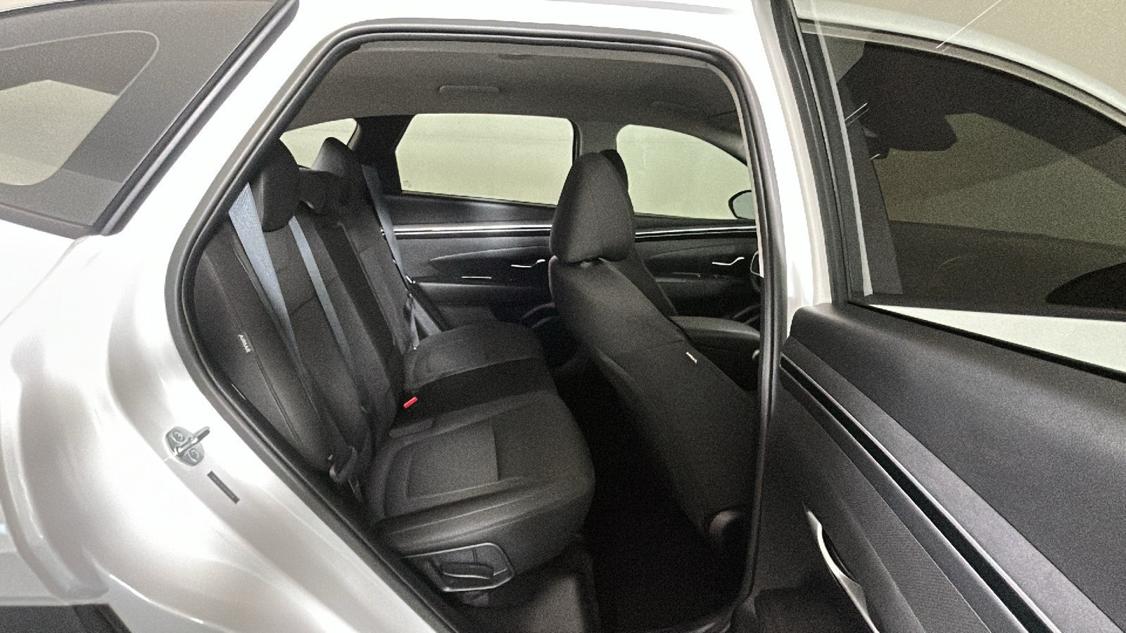 Certified 2024 Hyundai Tucson SE AWD/4WD image 37