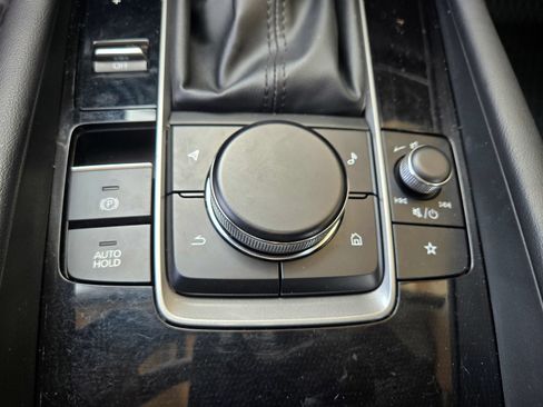 Used 2025 MAZDA MAZDA3 s FWD image 21