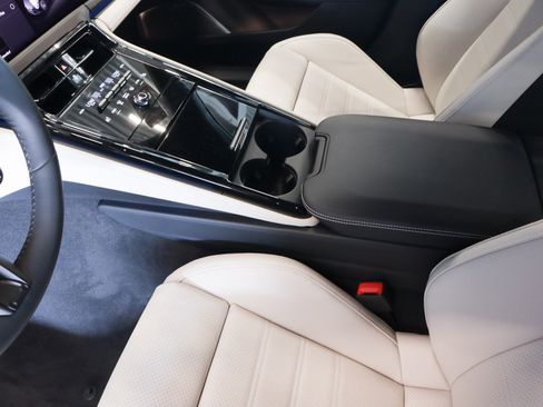 New 2025 Porsche Panamera GTS image 18