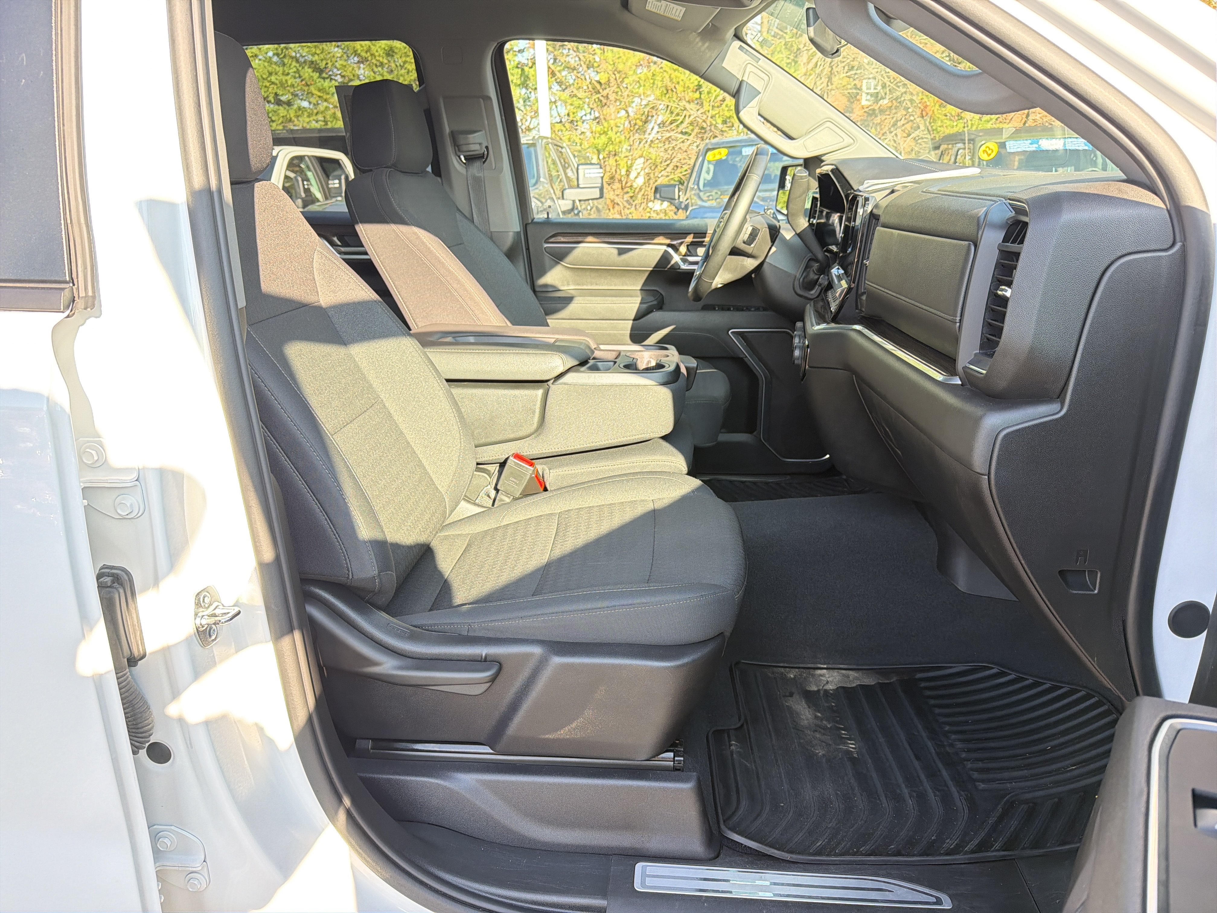 Used 2026 Chevrolet Silverado 1500 RST AWD/4WD image 35