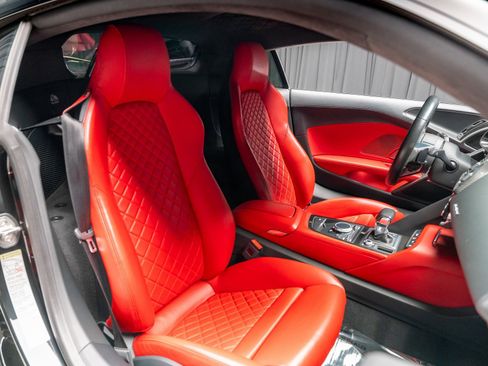 Used 2018 Audi R8 V10 image 61