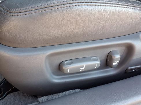 Used 2004 Toyota Solara Coupe image 25