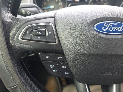 Used 2016 Ford Focus Titanium w/ Titanium Technology Package image 14