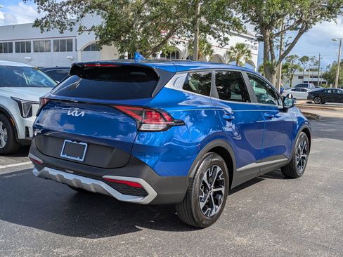 Certified 2023 Kia Sportage EX image 4
