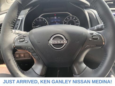 Certified 2024 Nissan Murano SL w/ Cargo Package AWD/4WD image 12