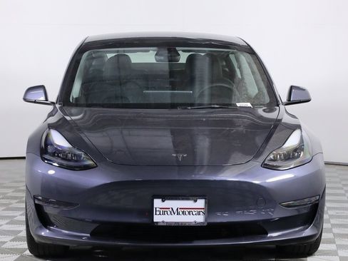Used 2023 Tesla Model 3 Standard Range image 2