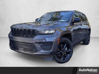 Used 2023 Jeep Grand Cherokee Altitude video 1