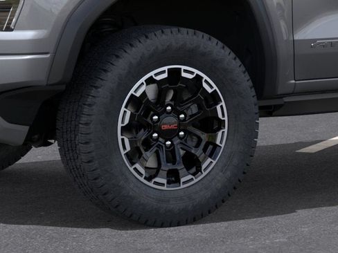 New 2026 GMC Canyon AT4 w/ Technology Plus Package AWD/4WD image 9