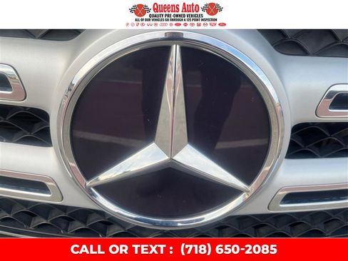 Used 2021 Mercedes-Benz GLB 250 4MATIC w/ Premium Package image 40