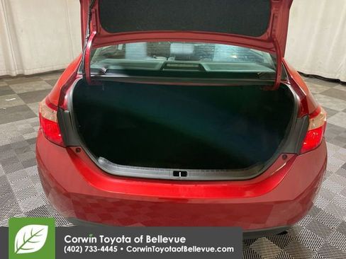 Used 2017 Toyota Corolla LE image 16