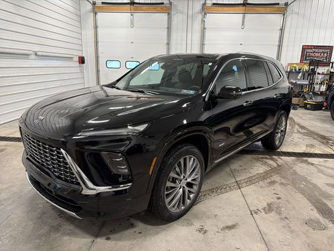 New 2026 Buick Enclave Avenir w/ Super Cruise Package image 10