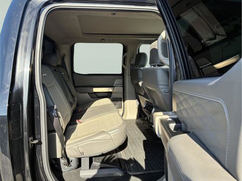 Used 2026 Ford F350 Platinum w/ Platinum Plus Package AWD/4WD image 9
