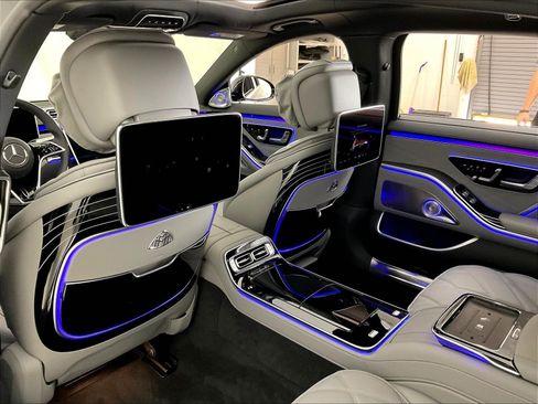 Certified 2026 Mercedes-Benz Maybach S 680 4MATIC image 38
