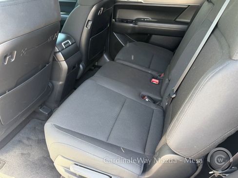 Used 2025 Hyundai Santa Fe SE FWD image 17