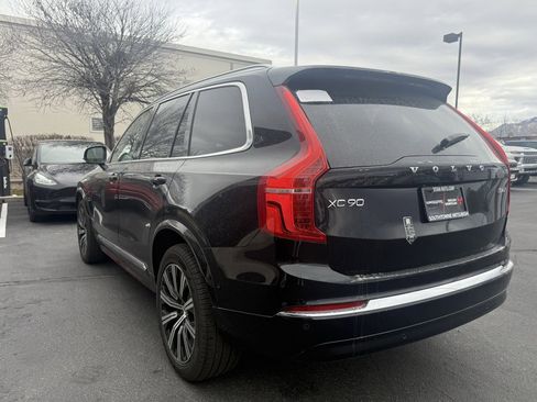 Used 2025 Volvo XC90 B6 Ultra image 5