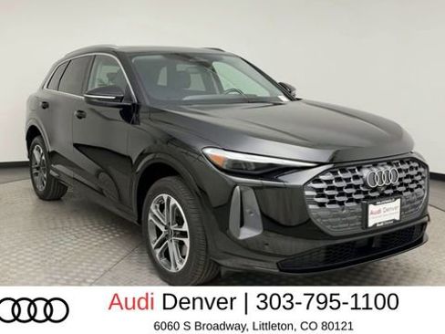 Used 2025 Audi Q5 Premium w/ Convenience Package AWD/4WD image 8