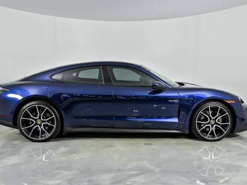 Used 2023 Porsche Taycan RWD image 10
