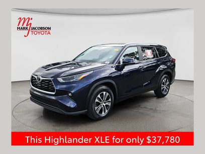 Used 2023 Toyota Highlander XLE