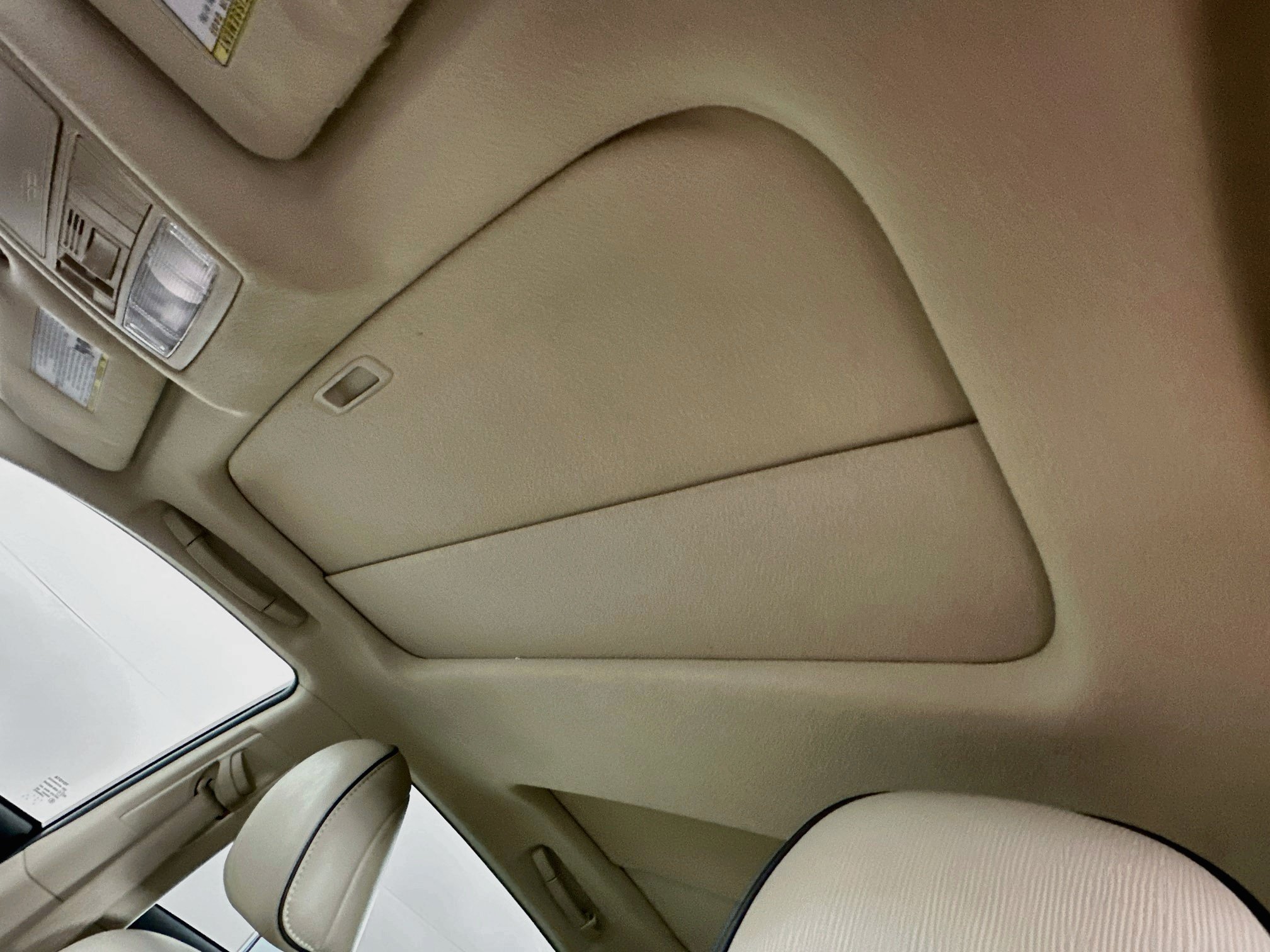 Used 2014 Toyota Venza Limited w/ Tow Prep Package AWD/4WD image 26