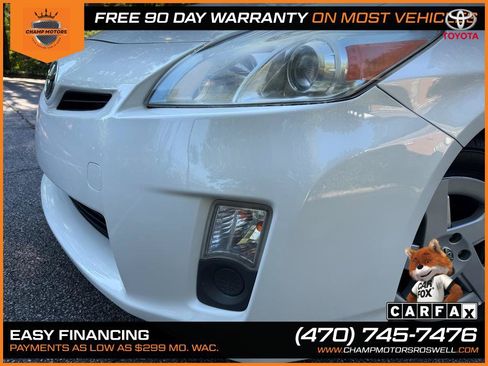 Used 2011 Toyota Prius Three FWD image 2