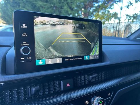 Used 2024 Honda CR-V Sport Touring image 19